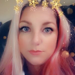 Meet your Posher, Alicia